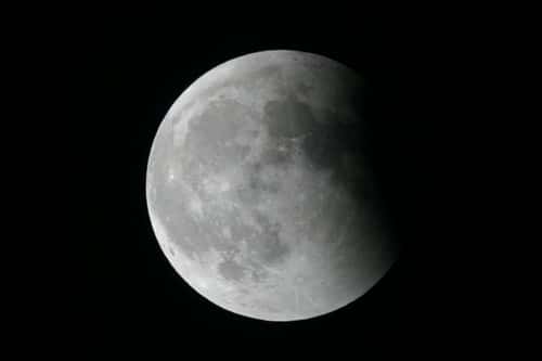 Éclipse partielle de Lune visible en Europe, Afrique, Asie et Australie