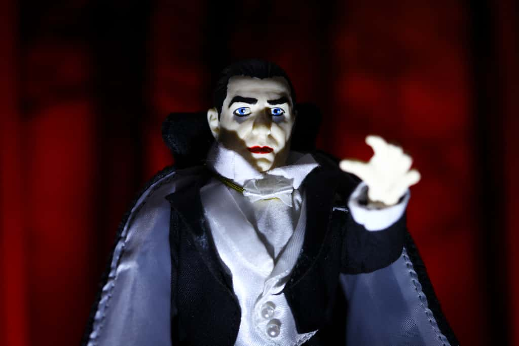 Figurine représentant Bela Lugosi en Dracula. © Willrow Hood, Adobe Stock