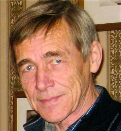 Le physicien Stanislav Mikheyev (1940-2011) est l'un des codécouvreurs du mécanisme de l’effet Mikheyev-Smirnov-Wolfenstein (MSW). Il intervient lorsqu'un flux de neutrinos traverse un milieu dense riche en électrons. © INR