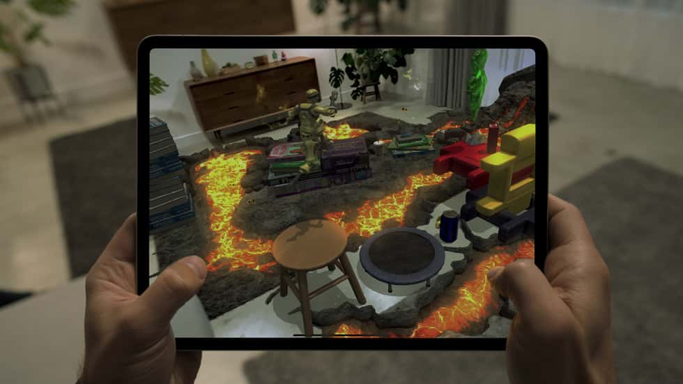 Le Lidar intégré dans l'iPad Pro permet déjà des applications de réalité augmentée. © Apple