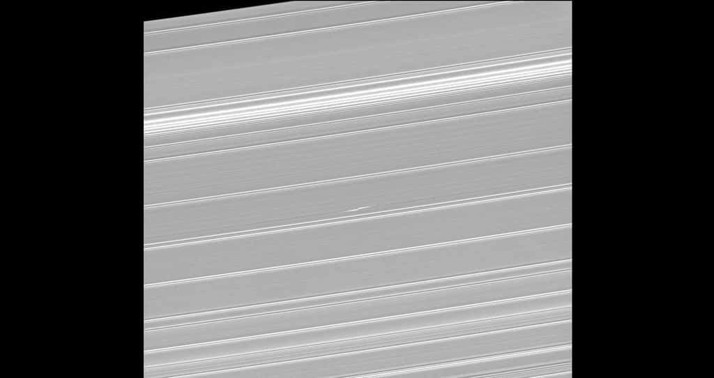 Dans les anneaux de Saturne, l'hélice Blériot