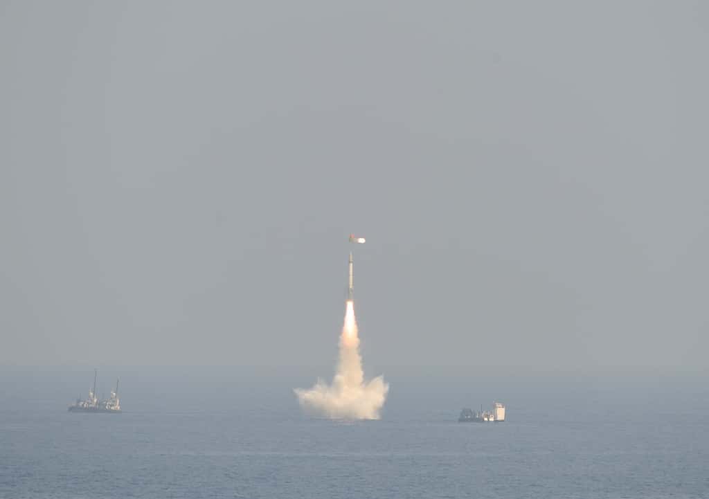 Test d’un missile balistique intercontinental (ICBM) B05 depuis le Golfe du Bengale en 2013. © Ministère de la Défense indien
