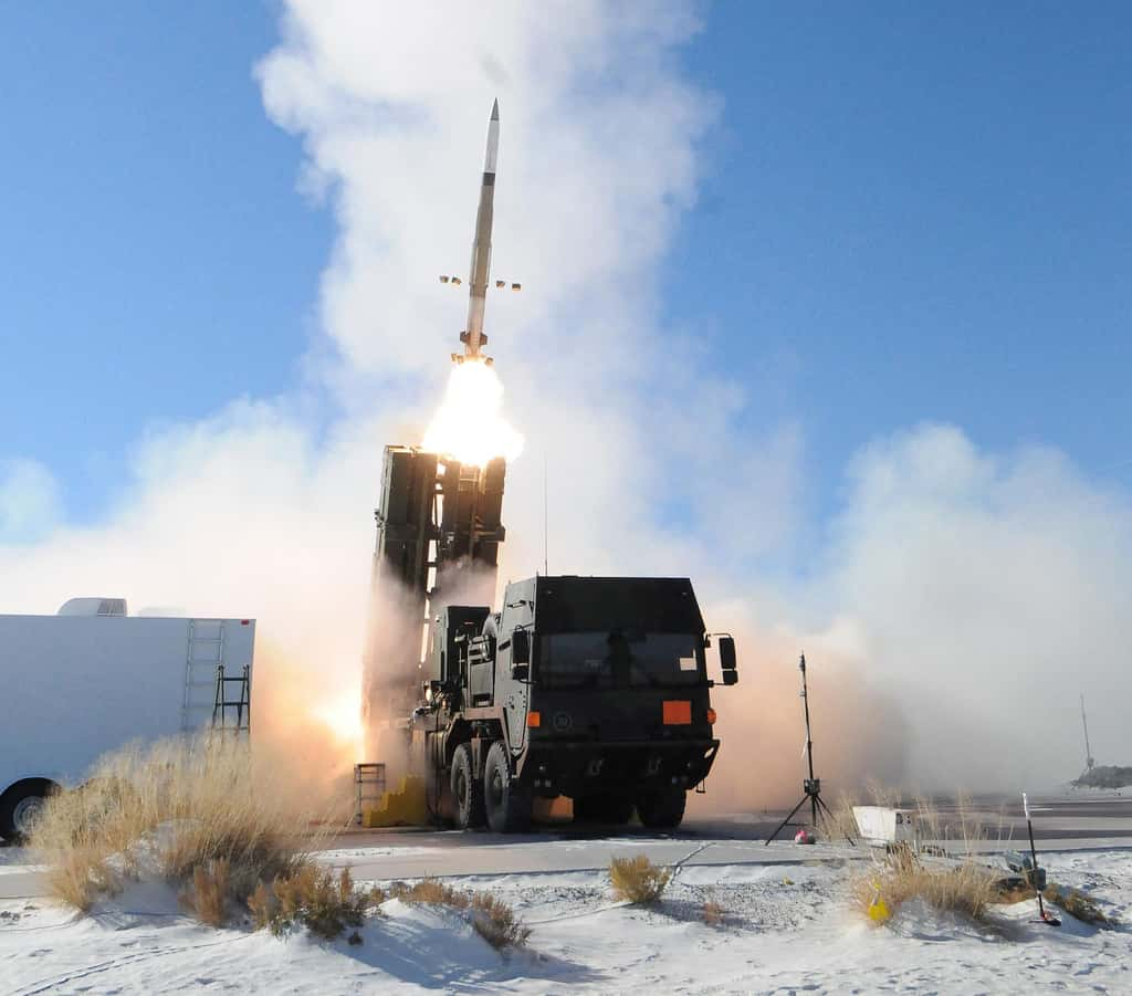 En 2016, l’U.S. Army teste une batterie MEADS dans le désert du Nouveau-Mexique. © U.S. Army