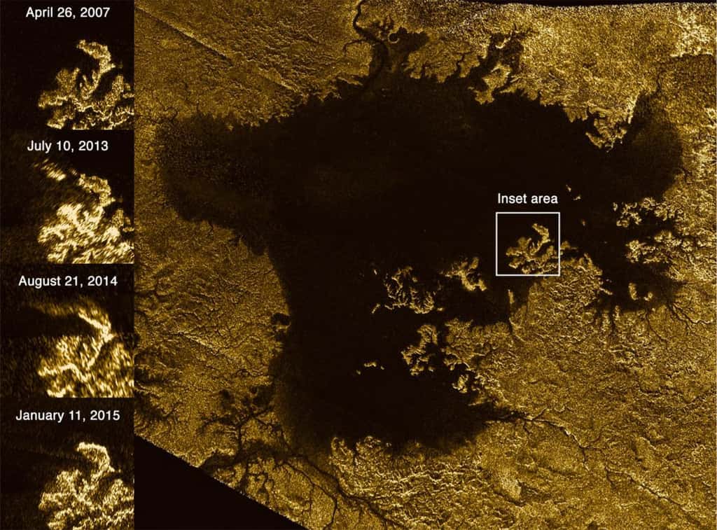  Image radar de la mer d'hydrocarbures <em>Ligeia Mare</em> qui se situe dans la région polaire nord de Titan. Sur la gauche, des images de la région indiquée par le carré <em>« Inset area »</em> sont reportées. Elles ont été réalisées lors de survols (<em>flybys</em>) de Cassini allant d’avril 2007 à janvier 2015. On peut y voir clairement l’apparition puis la disparition d’une <em>« Magic Island »</em> à la surface de <em>Ligeia Mare</em>. © Nasa, JPL-Caltech, ASI, Cornell