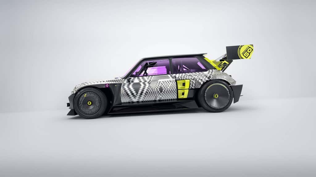 La décoration de la R5 Turbo 3E est inspirée des années 1980-1990 et du jeu vidéo. © Renault