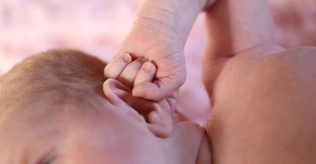 Un bébé entend dès sa naissance… et même un peu avant ! © woodypino, Pixabay, CC0 Creative Commons