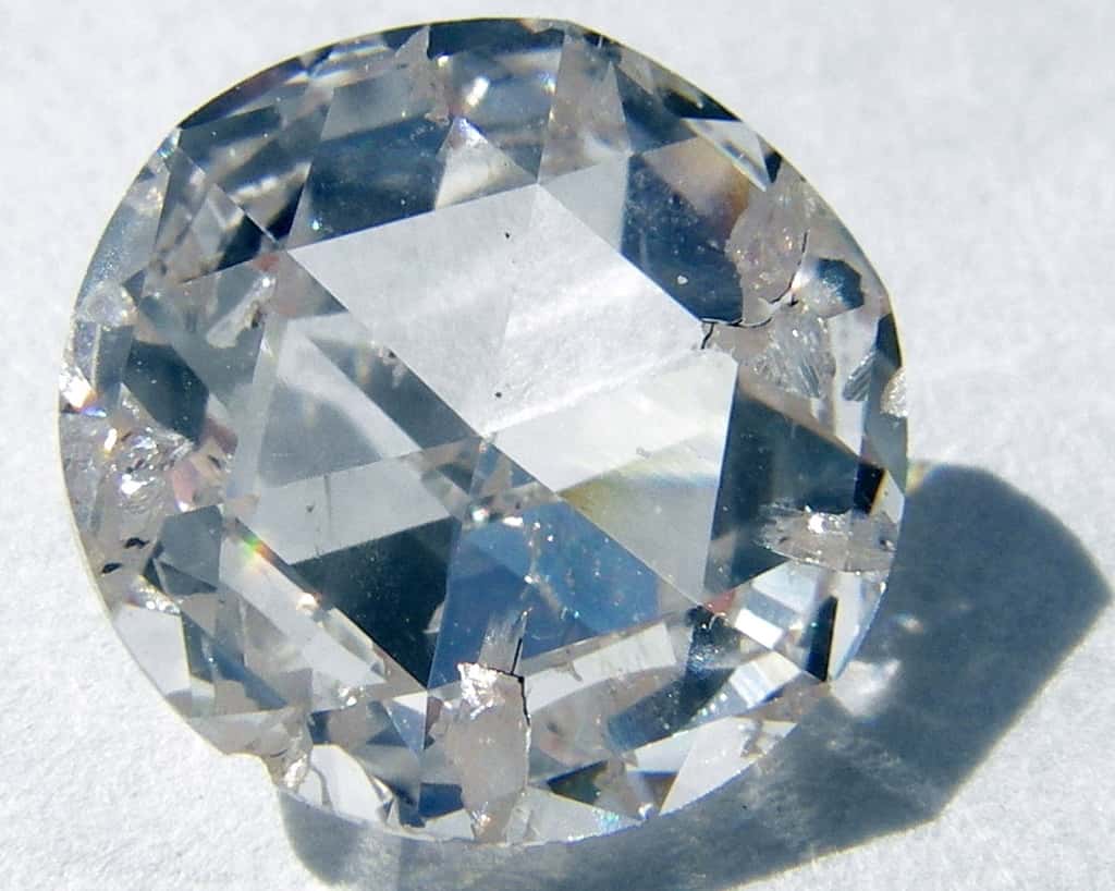 Ce diamant synthétique a été fabriqué grâce à la méthode de dépôt chimique en phase vapeur. © Steve Jurvetson, Wikipédia, CC by 2.0
