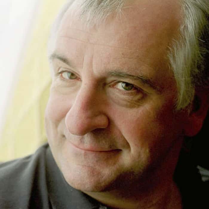 Douglas Adams. ©Wikipedia
