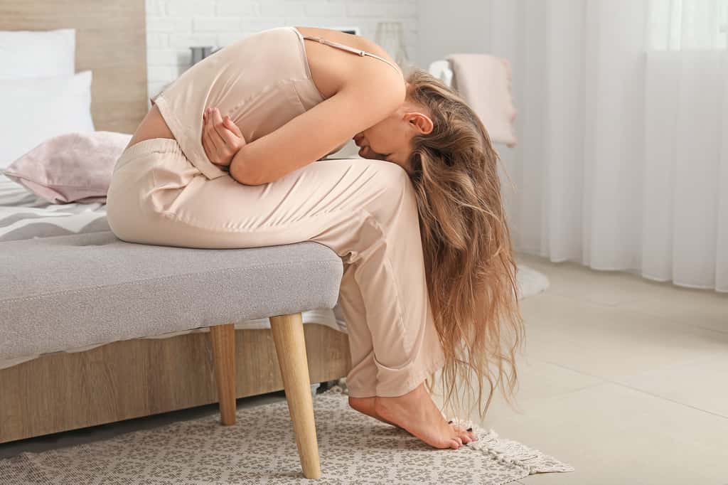Première cause d'infertilité, l'endométriose provoque des douleurs chroniques handicapantes au quotidien. © Pixel-Shot, Adobe Stock