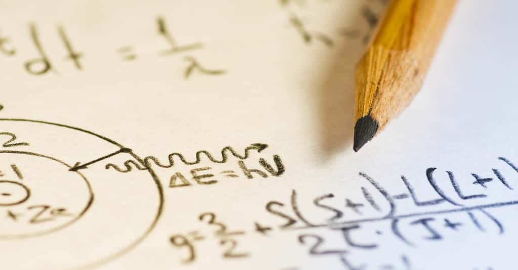 Les mathématiques constituent littéralement les bases de toute théorie physique. Mais lorsque les équations deviennent trop compliquées, même les physiciens les plus aguerris peuvent avoir du mal à les appréhender. © Ahuli Labutin, Shutterstock