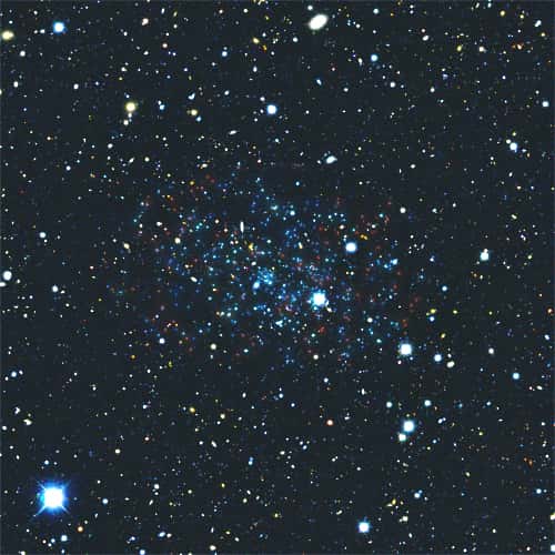Le nouvel objet extragalactique Eridanus 2 pourrait être une galaxie naine en orbite autour de la Voie lactée. C'est également le cas d'Eridanus 1. Parmi ces objets, le plus éloigné se situe à environ 1,2 million d'années-lumière de notre Galaxie. © S. Koposov, V. Belokurov (IoA, Cambridge)