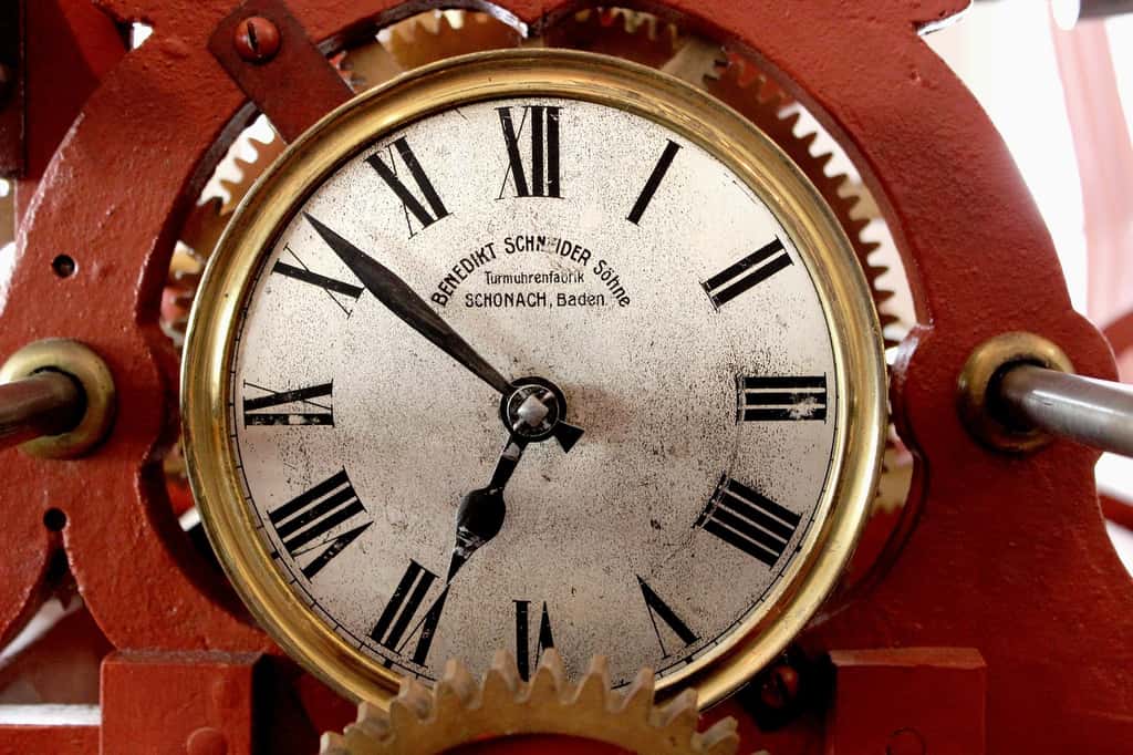 Au moment de concevoir les horloges comme des cercles, il s’est révélé aisé de les diviser en 12 parts égales pour montrer le passage des heures. © khfalk, Pixabay, DP