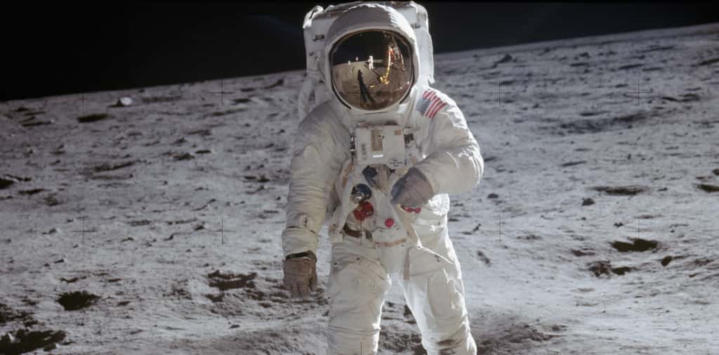 Une des photos les plus célèbres de la mission Apollo 11. Buzz Aldrin, photographié par Neil Armstong. © Nasa