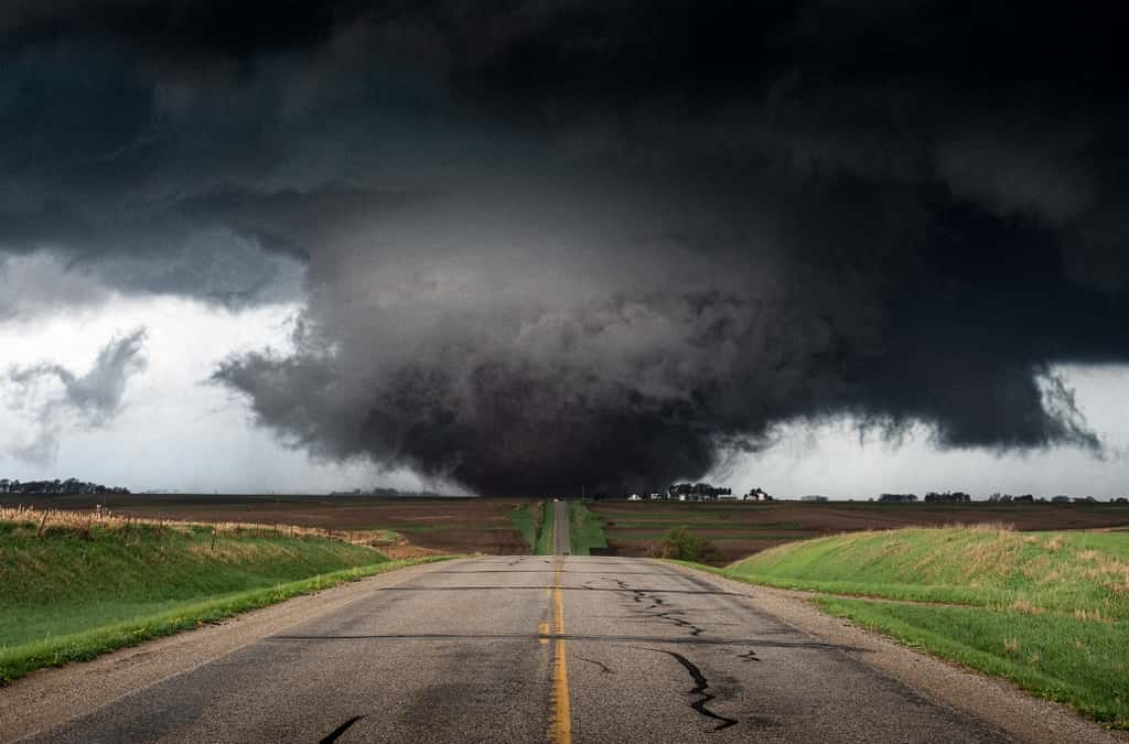 « <em>Monster tornado</em> ». © Adam Orgler