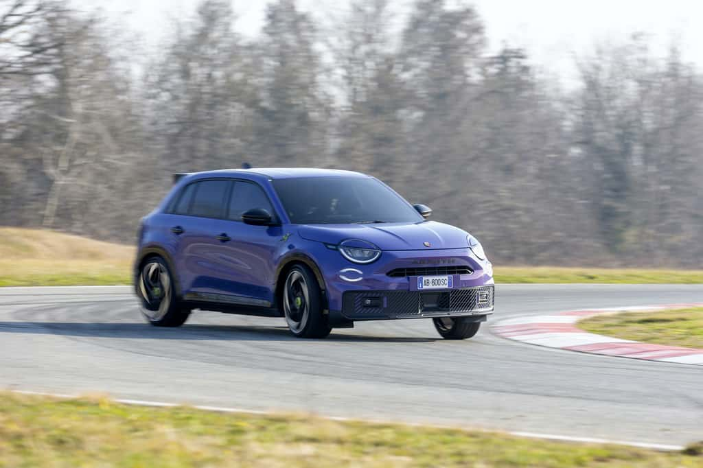 L'Abarth 600e développe 240 chevaux pour la version de base. © Abarth