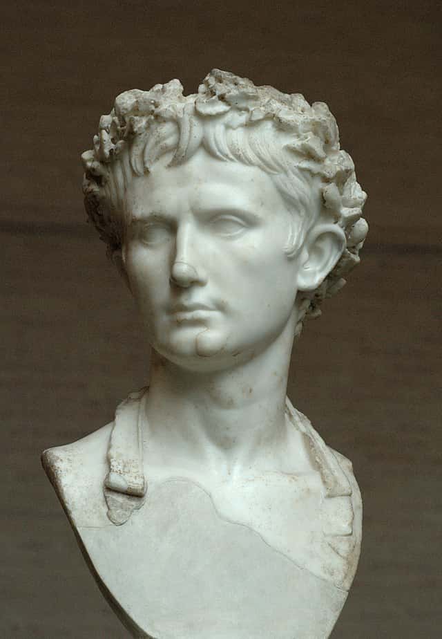  « Auguste Bevilacqua ». Buste de l'empereur Auguste portant la couronne civique, époque de son règne (27 av JC - 14 ap. J.C.) - © WIKIMEDIA COMMONS, DP