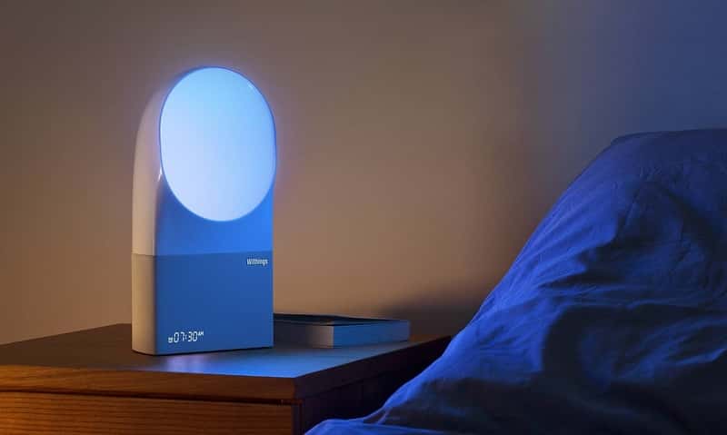 Aura est un simulateur d’aube connecté qui veille à votre bon sommeil. © Withings, Nokia