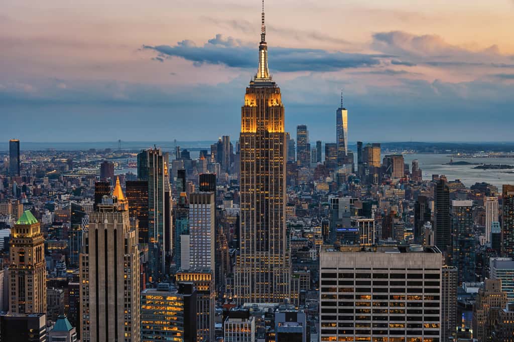 Le lumineux <em>Empire State Building</em>, un des symboles de New York. © Stockbym, Adobe Stock