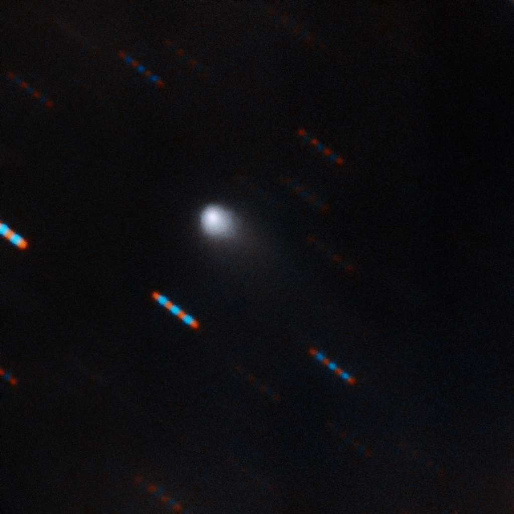 L'objet interstellaire, C/2019 Q4, photographié en couleur par l'observatoire Gemini dans la nuit du 9 au 10 septembre 2019. © <em>Gemini Observatory</em>, NSF, AURA