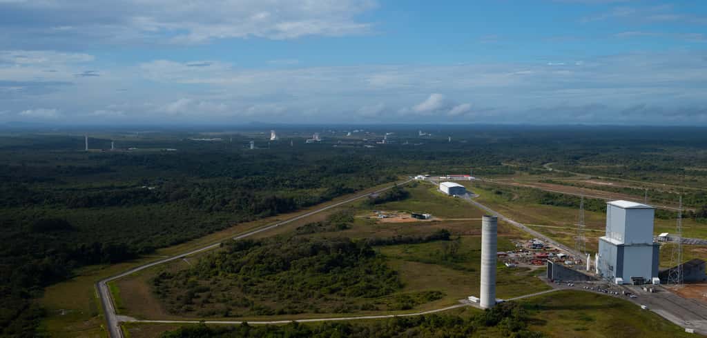 Vue aérienne du Centre spatial guyanais avec au premier plan ELA 4, le pas de tir d'Ariane 6. © S. Corvaja, ESA