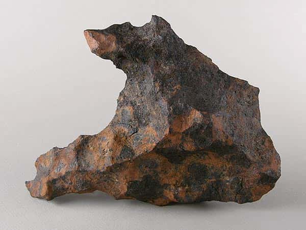 Un échantillon de la météorite de Canyon Diablo. © cc by sa 25 Geoffrey Notkin