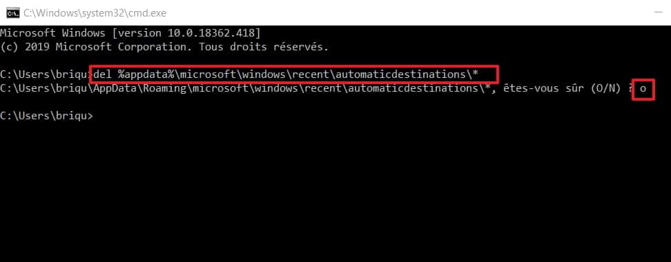 La ligne de commande ci-dessus restaure les paramètres par défaut de l’Accès rapide. © Microsoft