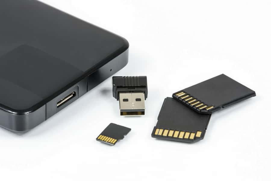 FAT32 est un système de fichiers recommandé pour les clés USB, les cartes mémoires et les disques durs externes. © pxhere.com