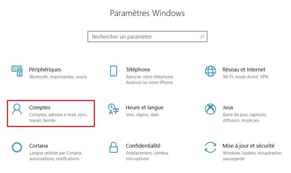 Allez dans les paramètres des « Comptes ». © Microsoft