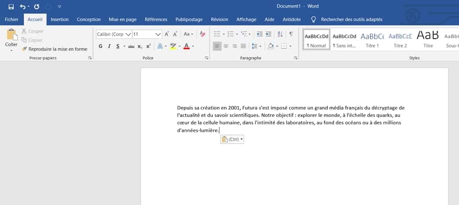 Ouvrez le document dont vous désirez aligner verticalement le texte. © Microsoft