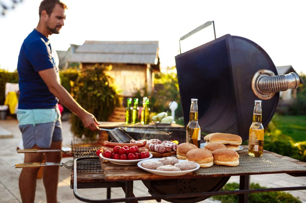 Barbecue Gaz ou électrique-le meilleur choix, cookie_studio - freepik