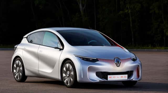 L'Eolab de Renault, un prototype présenté au Mondial de l'automobile 2014, dispose d'un petit moteur thermique à trois cylindres de 75 ch assisté par un moteur électrique de 50 kW. © Renault