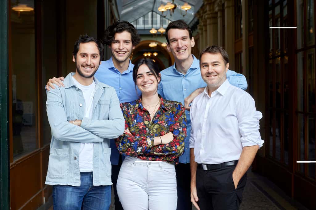 Les cofondateurs de Captain Cause, de gauche à droite : Nathanaël Romano, Georges Basdevant, Clara Pigé, Maxence Mathey, Frédéric Mazzella. © Captain Cause