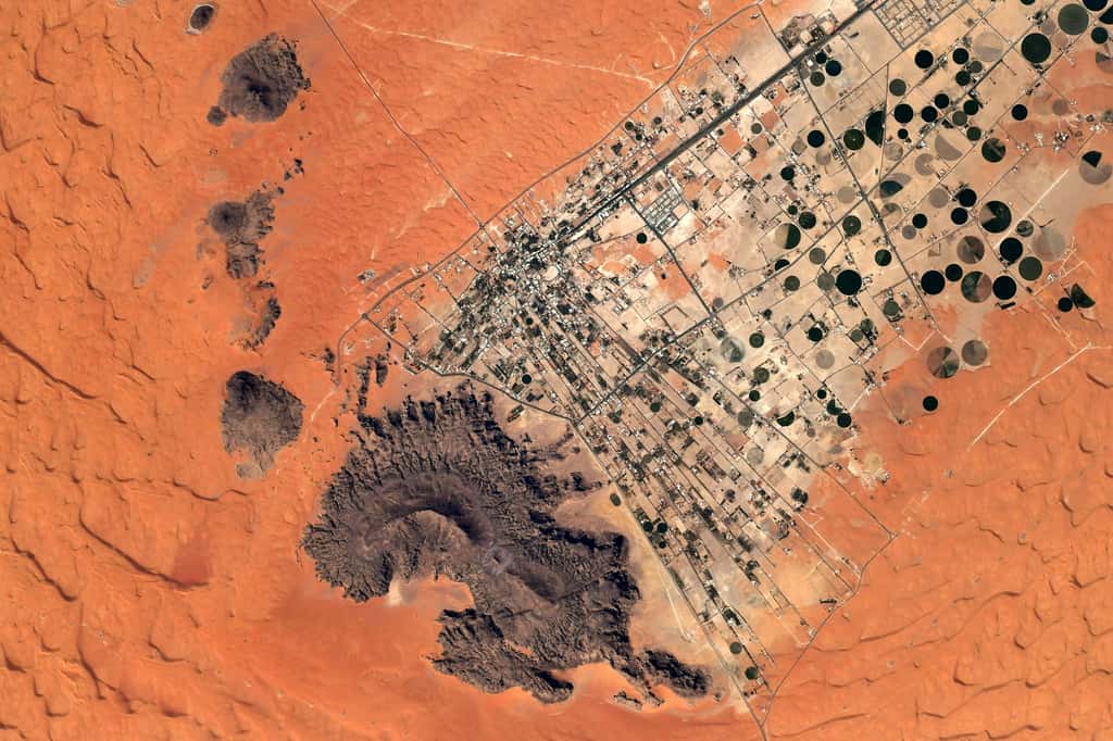 Survol du désert saoudien. © Nasa, ESA, T. Pesquet