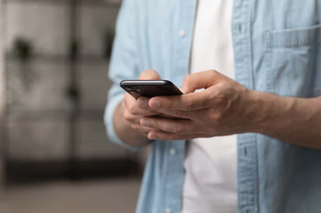 Pensez au service <em>buy back</em> avant d'acheter votre nouveau smartphone. © Shutterstock