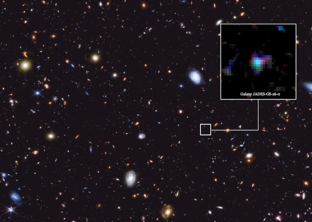 Cette image met en évidence l'emplacement de la galaxie JADES-GS-z6 dans une partie d'une zone du ciel connue sous le nom de GOODS-South, qui a été observée dans le cadre du <em>JWST Advanced Deep Extragalactic Survey</em>, ou Jades. © ESA, Webb, Nasa, CSA, B. Robertson (UC Santa Cruz), B. Johnson (<em>Center for Astrophysics, Harvard & Smithsonian</em>), S. Tacchella (<em>University of Cambridge</em>, M. Rieke (Univ. of Arizona), D. Eisenstein (<em>Center for Astrophysics, Harvard & Smithsonian</em>), A. Pagan (STScI)