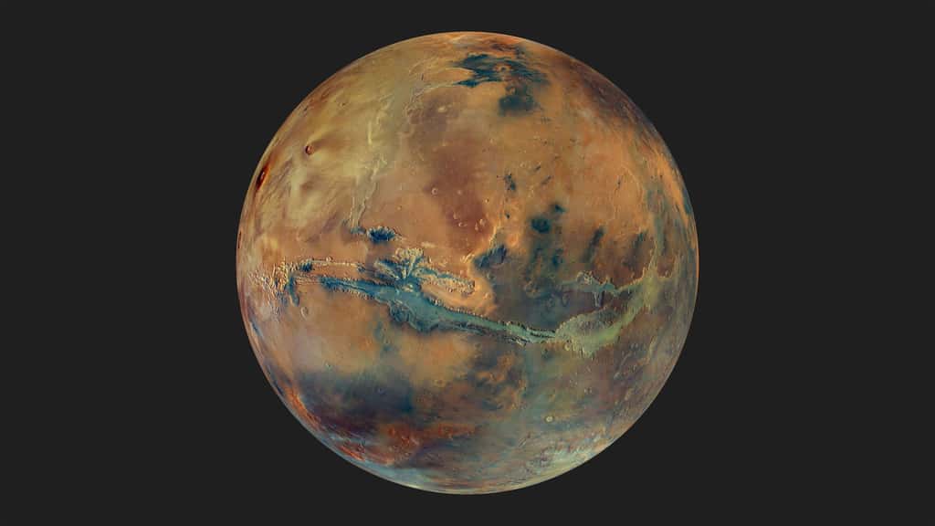 Mars vue par la sonde Mars Express. © ESA/DLR/FU Berlin/G. Michael, CC by-sa 3.0 IGO