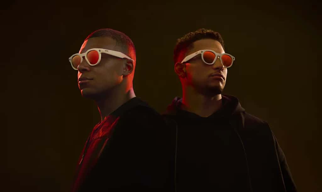 Pour assurer la promotion des Oakley de Meta, les lunettes sont portées par notre star internationale du football. © Meta