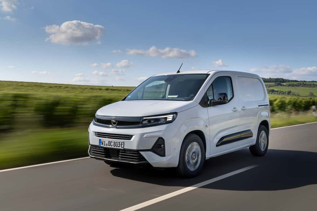 Comme ses cousins chez Peugeot et Citroën, l'Opel Combo passe à l'électrique avec une autonomie de 330 kilomètres WLTP. © Opel