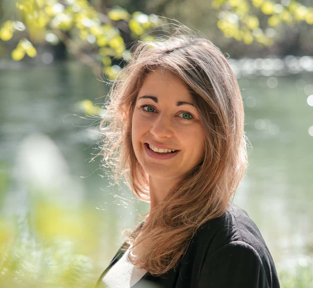 Charlène Descollonges est une hydrologue engagée, qui lance l'alerte sur l'urgence de préserver l'eau douce sur Terre. © Charlène Descollonges 