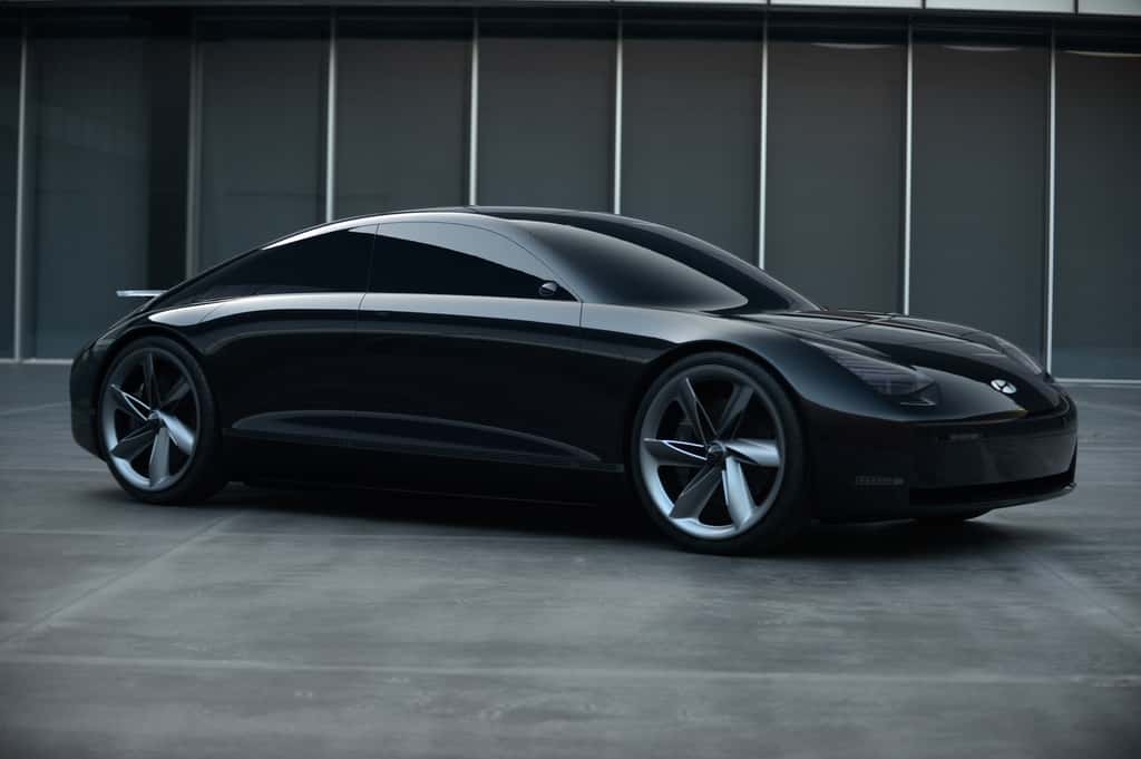 Le concept-car Prophecy présenté au printemps servira de base à la berline Ioniq 6 attendue en 2022. © Hyundai