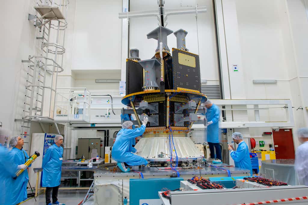 Le dispenser SSMS de Vega qui peut emporter plusieurs dizaines de satellites de 1 à 500 kilogrammes. © ESA, M. Pedoussaut