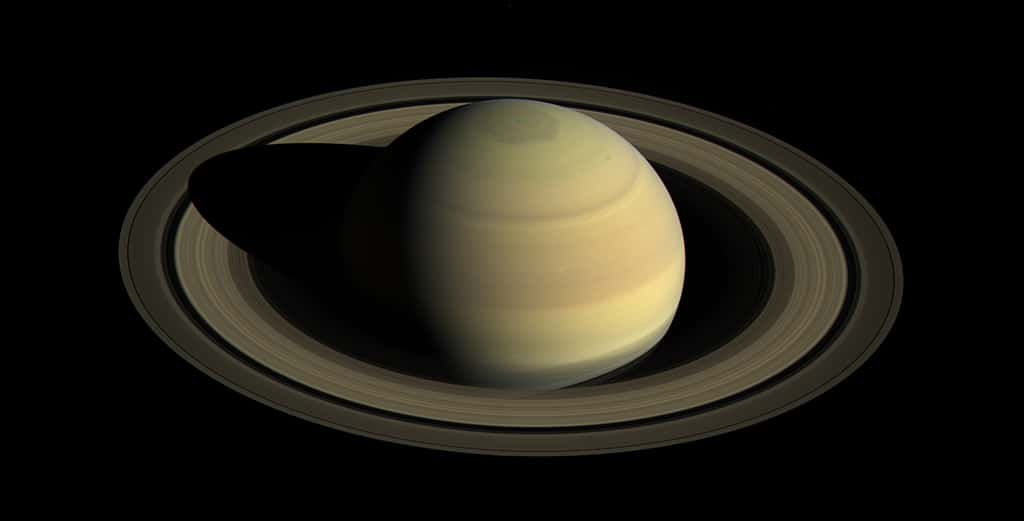 Saturne à l’approche de l’été