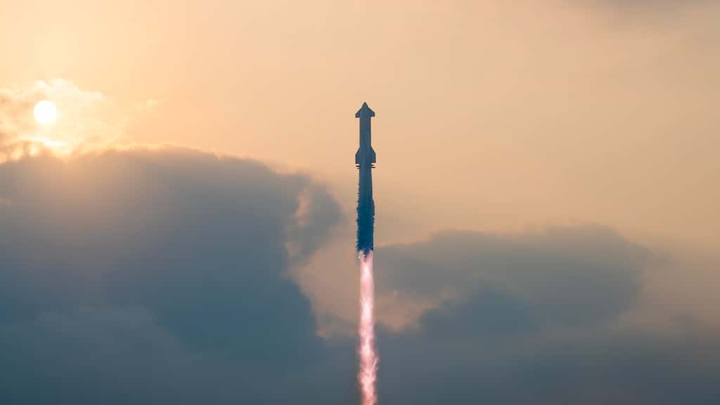 Décollage du Starship lors de son quatrième vol de démonstration, brillamment réussi. © SpaceX