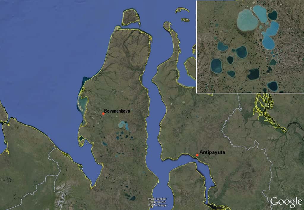 Le premier trou a été repéré sur la péninsule Yamal, au nord-ouest de la Sibérie, dans le <a href="http://fr.rusbiznews.com/regions/District_Fédéral_d’Oural/District_Autonome_Yamalo-Nenetse/" title="District autonome Yamalo-Nenets" target="_blank">district autonome Yamalo-Nenets</a>, près de Bovanenkovo. Le deuxième a été repéré de l'autre côté du golfe de l'Ob, près d'Antipayuta. Sur la vignette en haut à droite montrant un agrandissement de la région au sud-est de Bovanenko, on remarque que la péninsule est constellée de lacs de différentes tailles. © <em>Google Earth</em>, Futura-Sciences