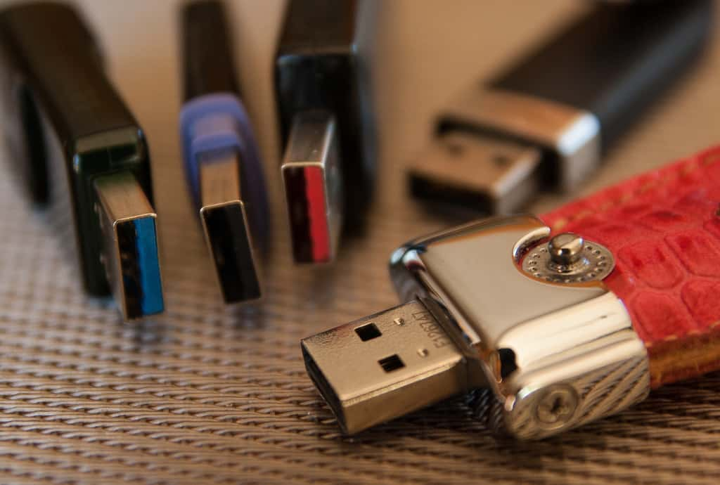 Des connecteurs USB-A, une norme qui existe depuis près de 30 ans et est toujours d’actualité. © jacqueline macou de Pixabay