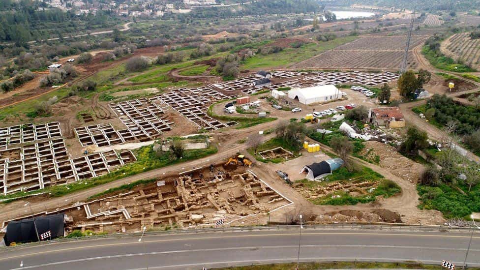 La cité néolithique accueillait plus de 3.000 habitants, l’équivalent d’une très grande métropole aujourd’hui. © <em>Israel Antiquities Authority</em>