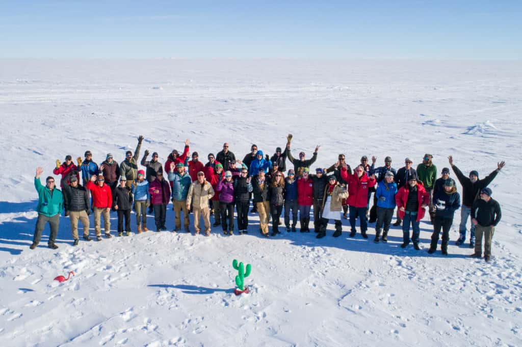 Les scientifiques de la mission Salsa Antarctica vont forer sous la glace pour percer les secrets du lac Mercer en Antarctique. © Salsa Antarctica