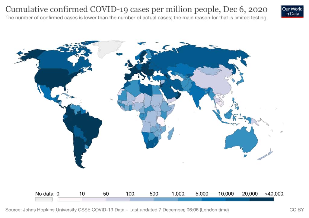 Tous les pays de l’est asiatique affichent un nombre de cas relativement faible par rapport à leur population. <em>© Our World In Data</em>