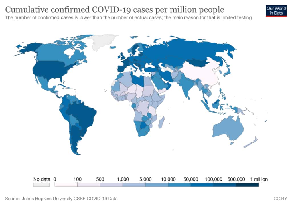 Nombre de cas recensés par million d’habitants (au 18 octobre 2021). © <em>Our World in Data</em>