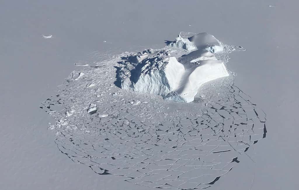 Chaque année, la Terre perd 1.200 milliards de tonnes de glace. © Nasa, Linette Boisvert